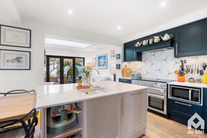 Photo 16- click for photo gallery